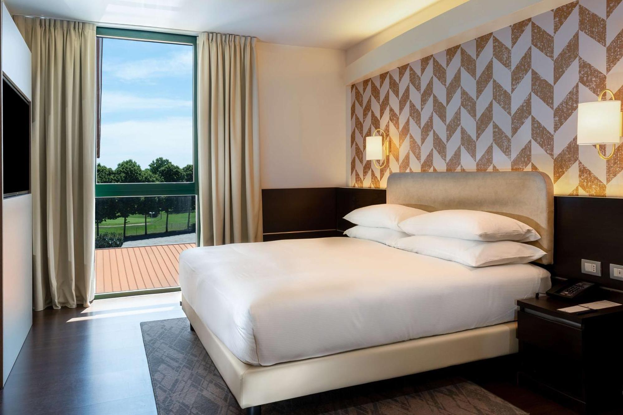 Doubletree By Hilton Milan Malpensa Solbiate Olona Ξενοδοχείο Εξωτερικό φωτογραφία