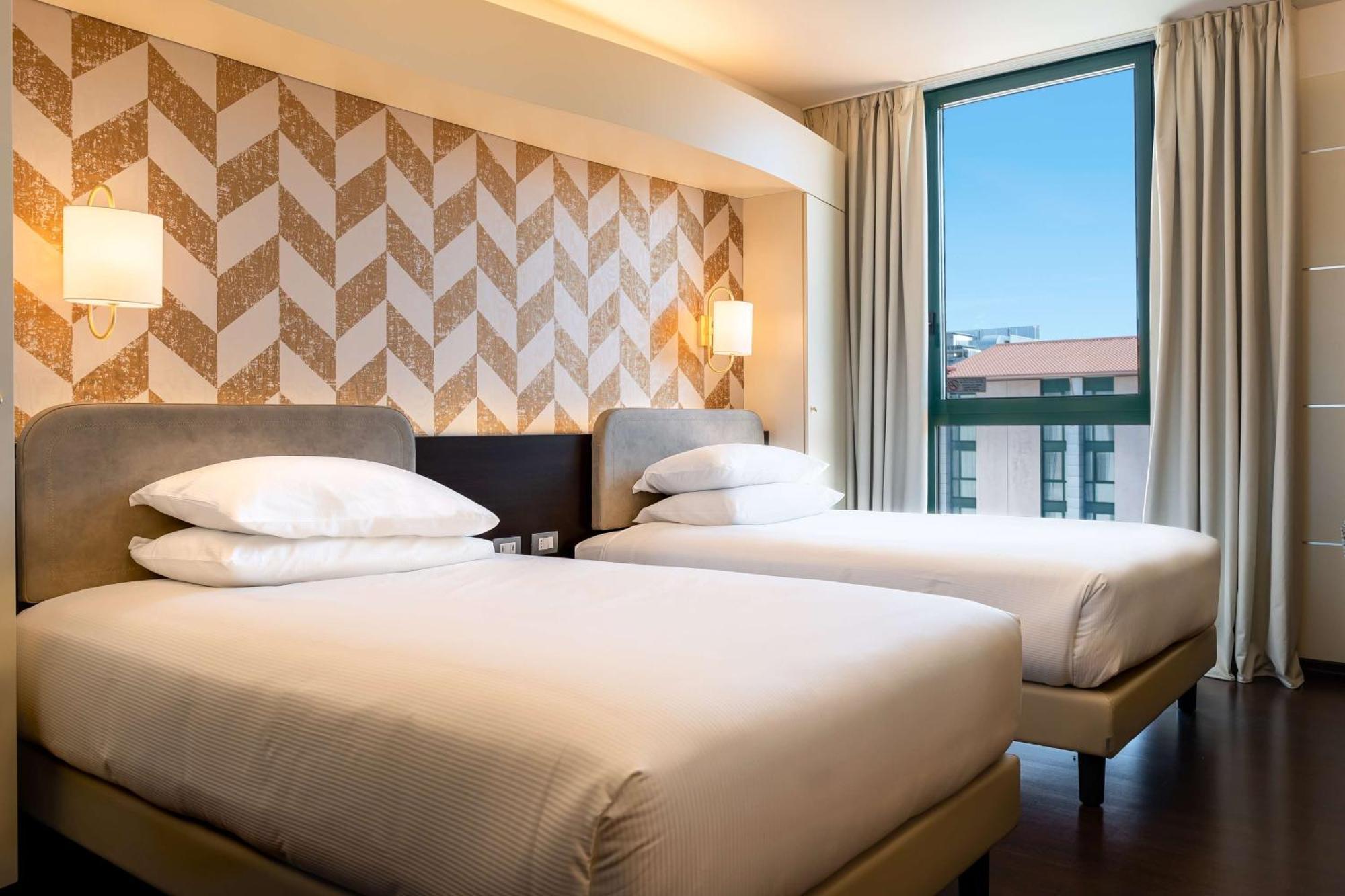 Doubletree By Hilton Milan Malpensa Solbiate Olona Ξενοδοχείο Εξωτερικό φωτογραφία