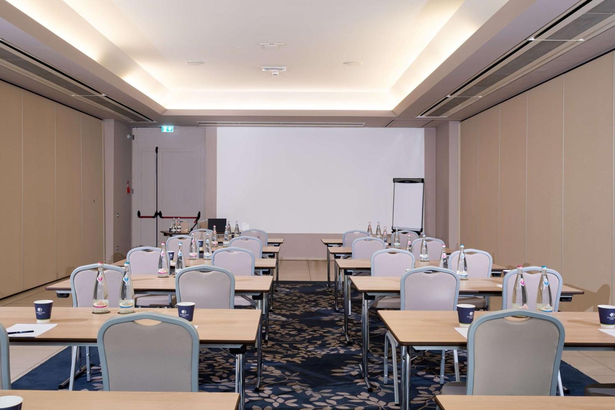 Doubletree By Hilton Milan Malpensa Solbiate Olona Ξενοδοχείο Εξωτερικό φωτογραφία