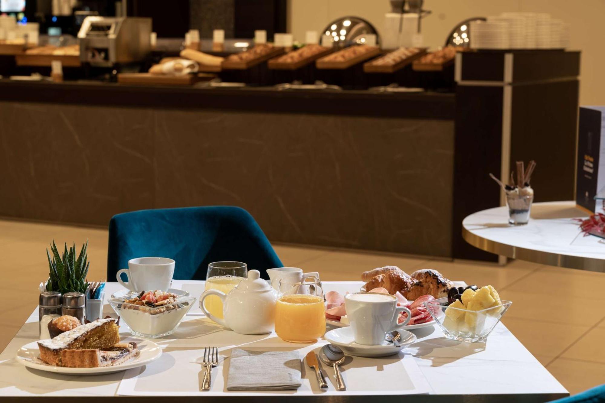 Doubletree By Hilton Milan Malpensa Solbiate Olona Ξενοδοχείο Εξωτερικό φωτογραφία