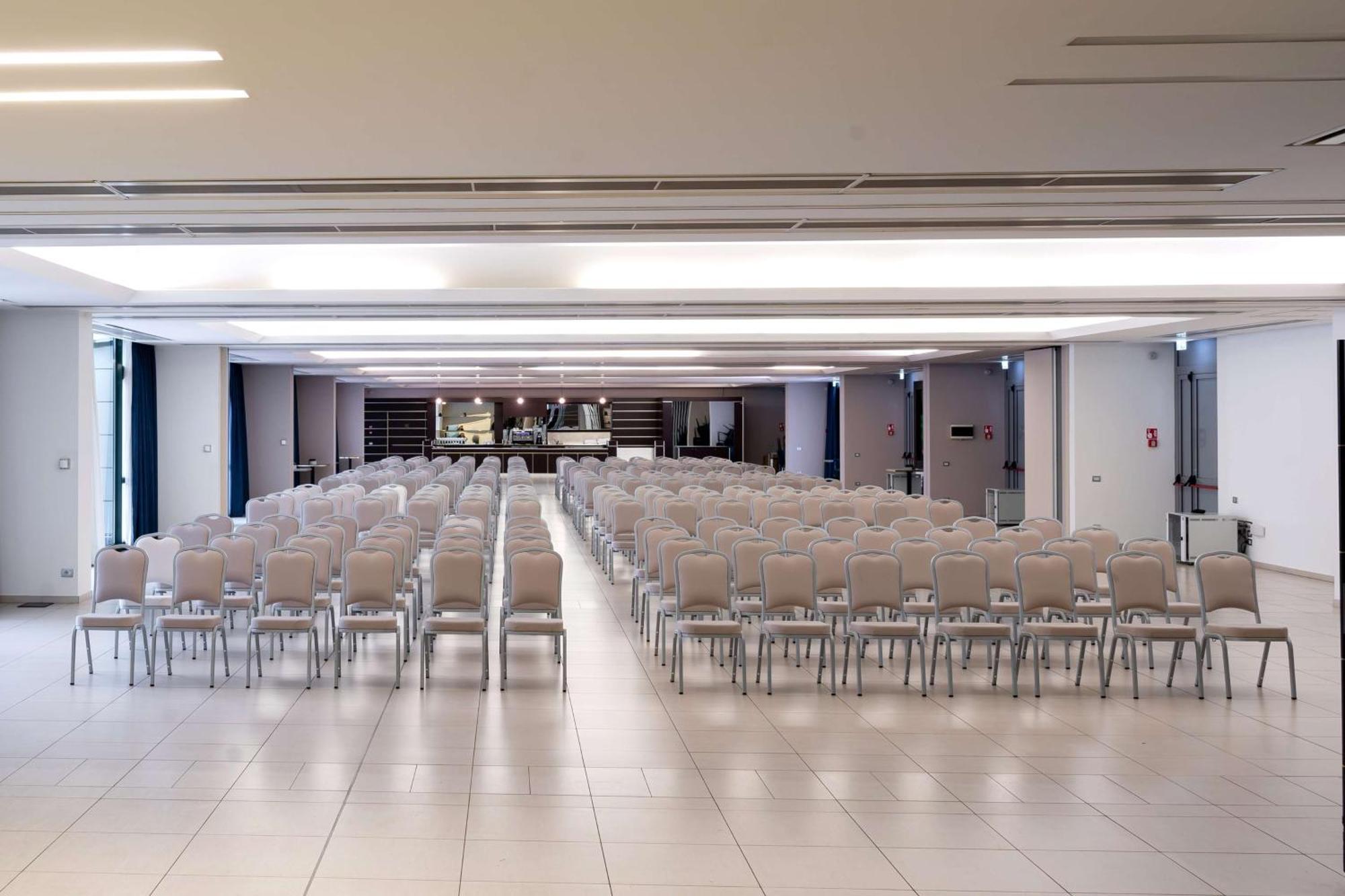 Doubletree By Hilton Milan Malpensa Solbiate Olona Ξενοδοχείο Εξωτερικό φωτογραφία