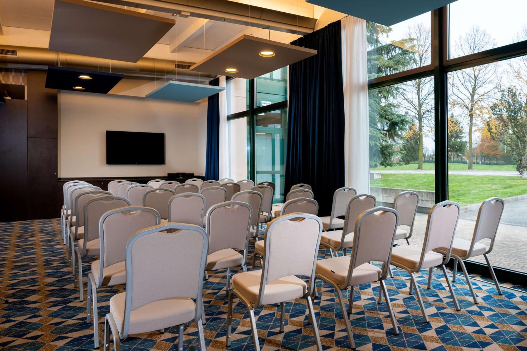 Doubletree By Hilton Milan Malpensa Solbiate Olona Ξενοδοχείο Εξωτερικό φωτογραφία