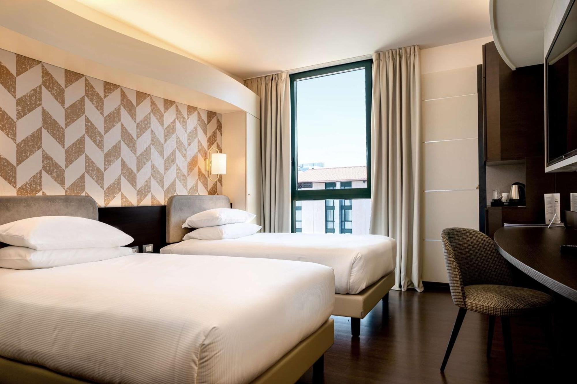 Doubletree By Hilton Milan Malpensa Solbiate Olona Ξενοδοχείο Εξωτερικό φωτογραφία